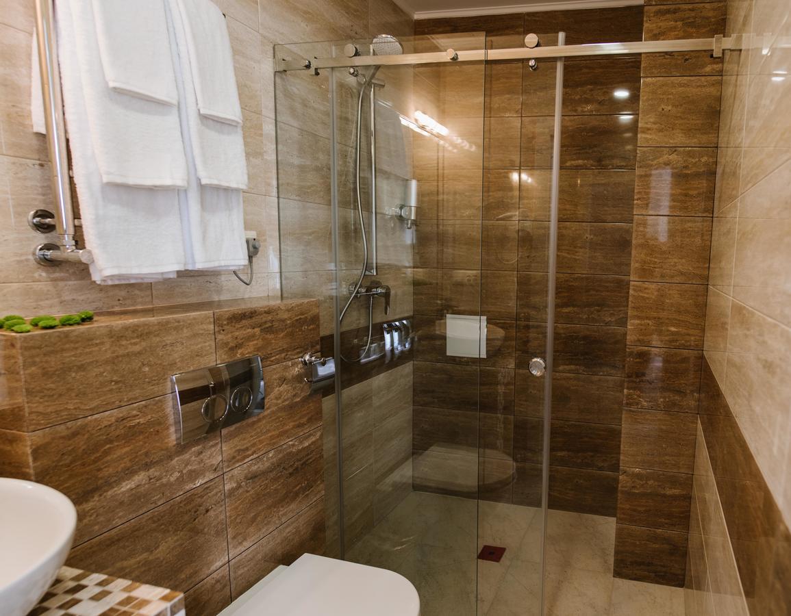 Hotel Alkor Truskavets Eksteriør bilde