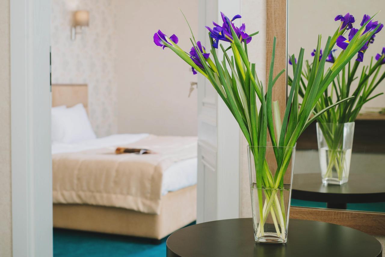 Hotel Alkor Truskavets Eksteriør bilde