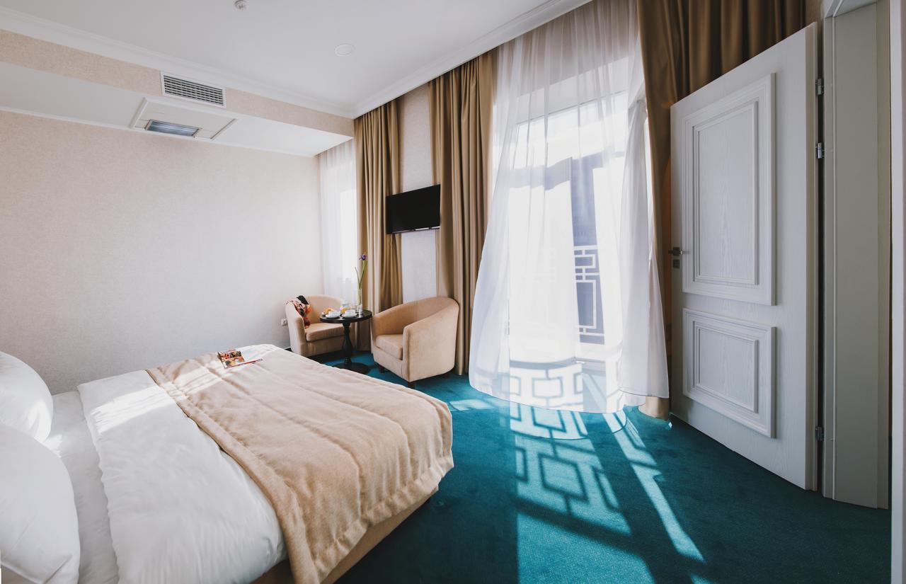 Hotel Alkor Truskavets Eksteriør bilde