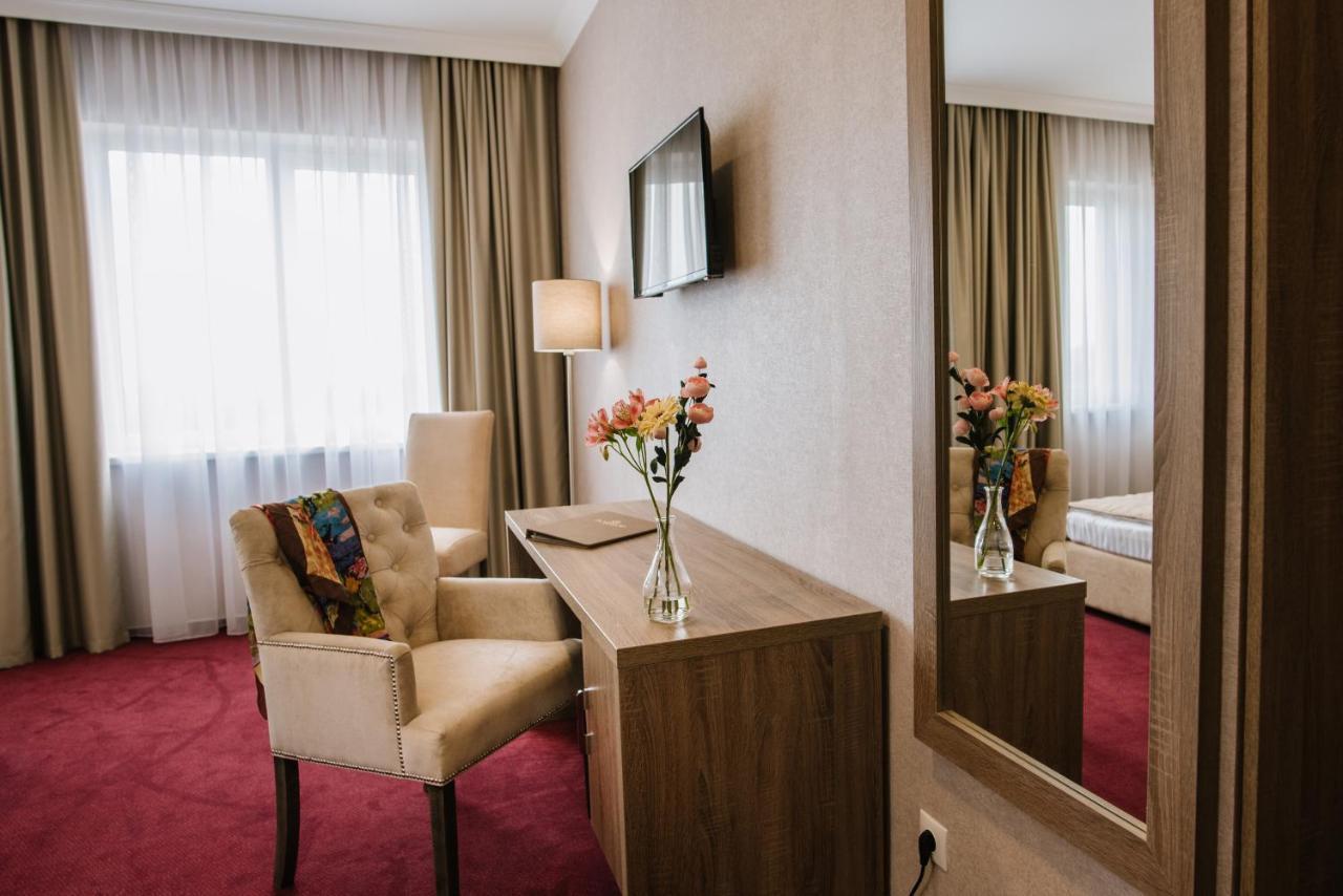 Hotel Alkor Truskavets Eksteriør bilde